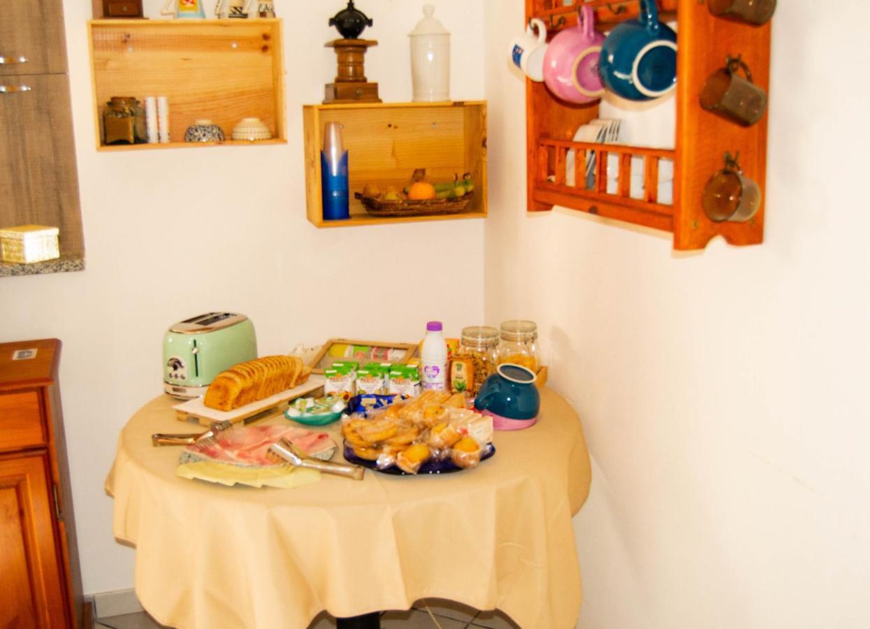 Asherat B&B カルボーニア エクステリア 写真